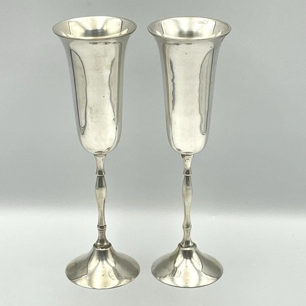 Vintage 1970s International Silver Co 745 Silver Plated Champagne Flutes Pair